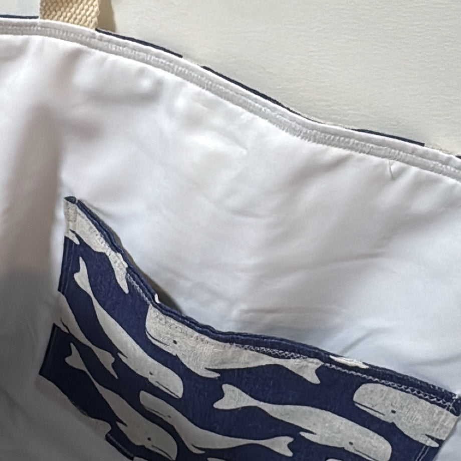 Whale print shoulder bag 🐋