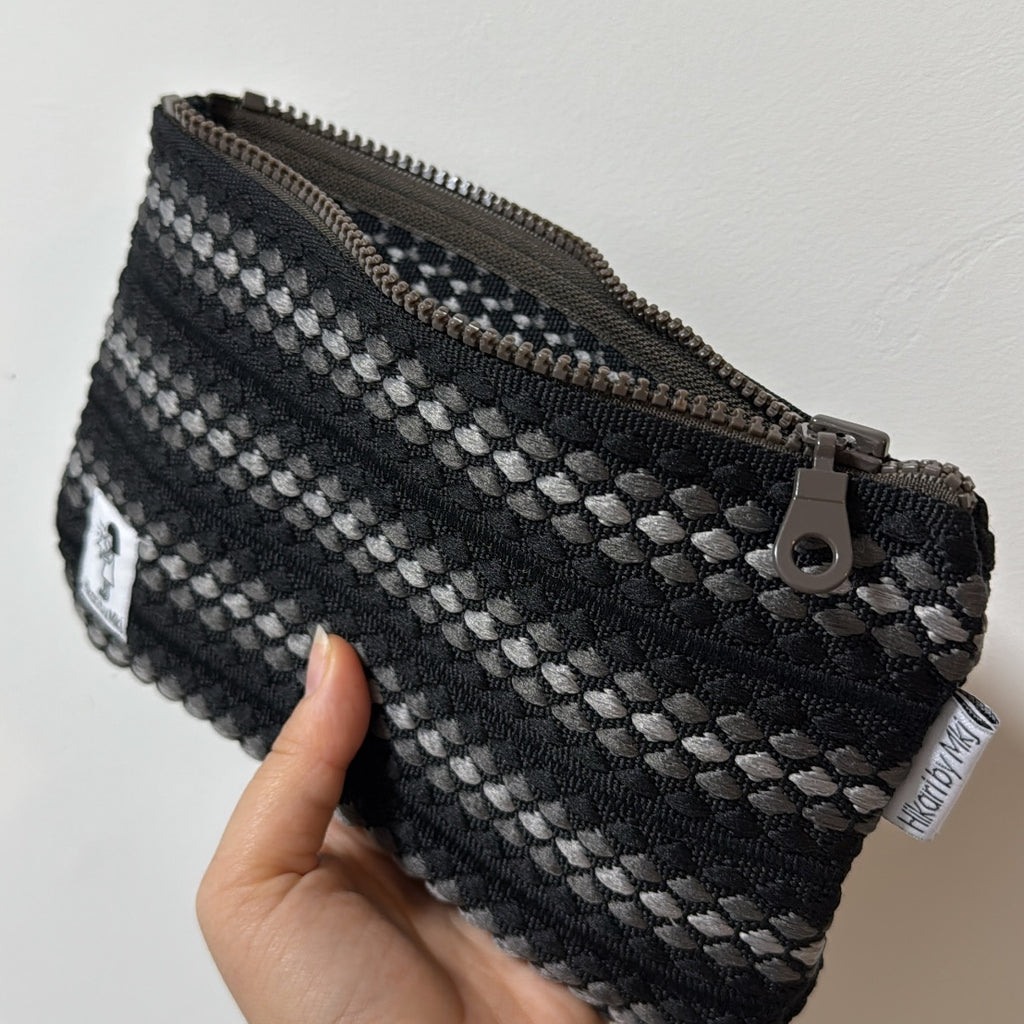 Cushion weave pouch (L) Black