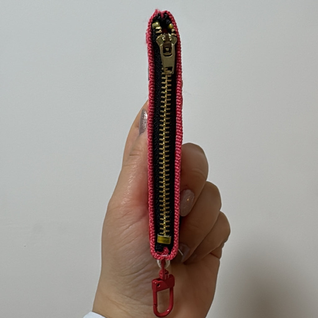 Cushion weave locket 5