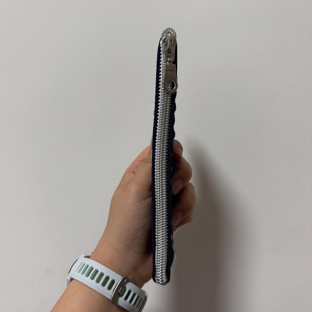 Cushion weave pen case Blue