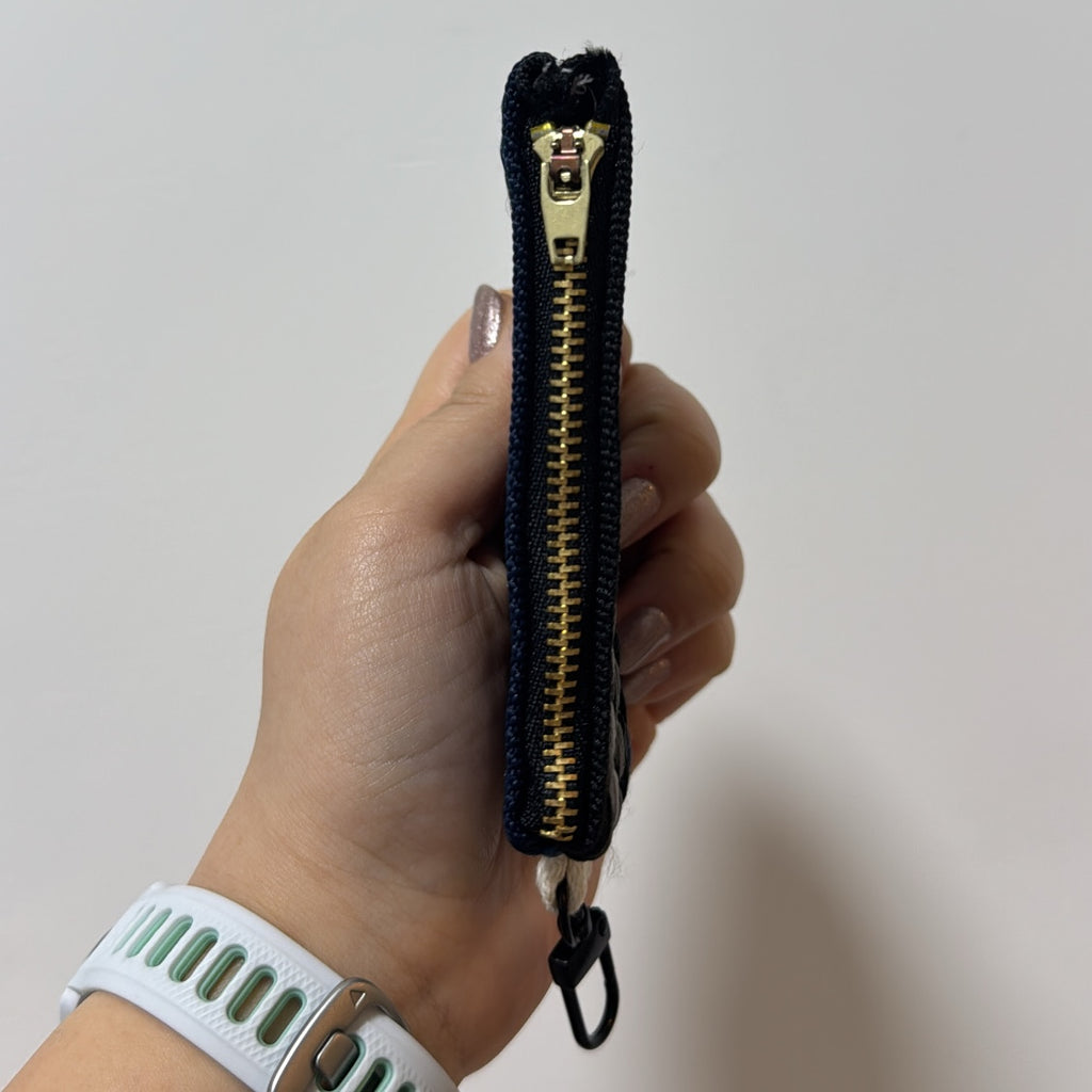 Cushion weave locket 2