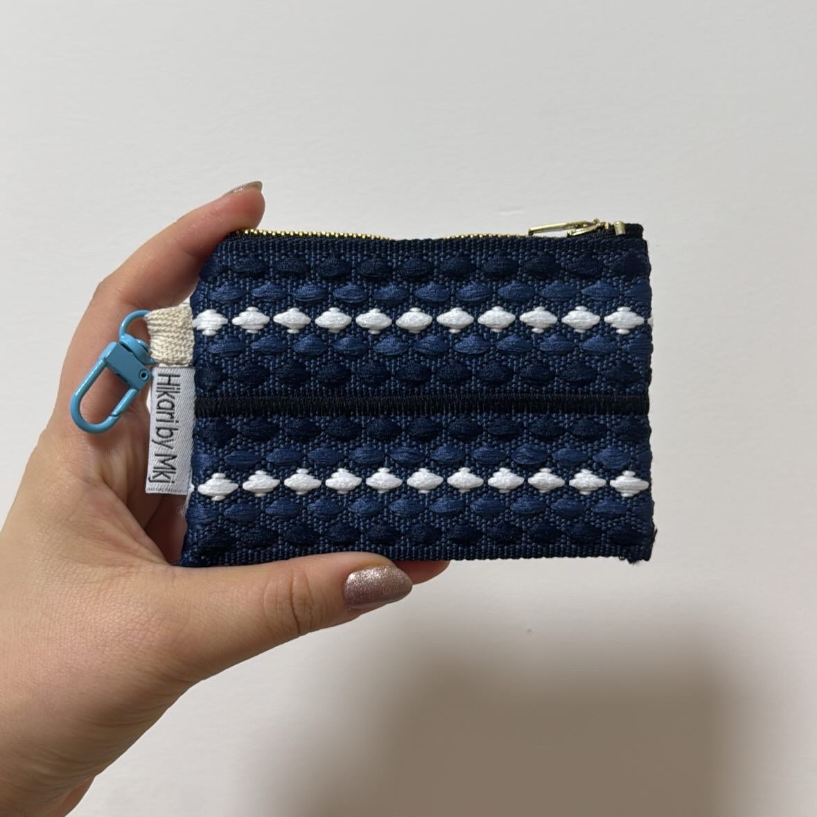 Cushion weave locket 3