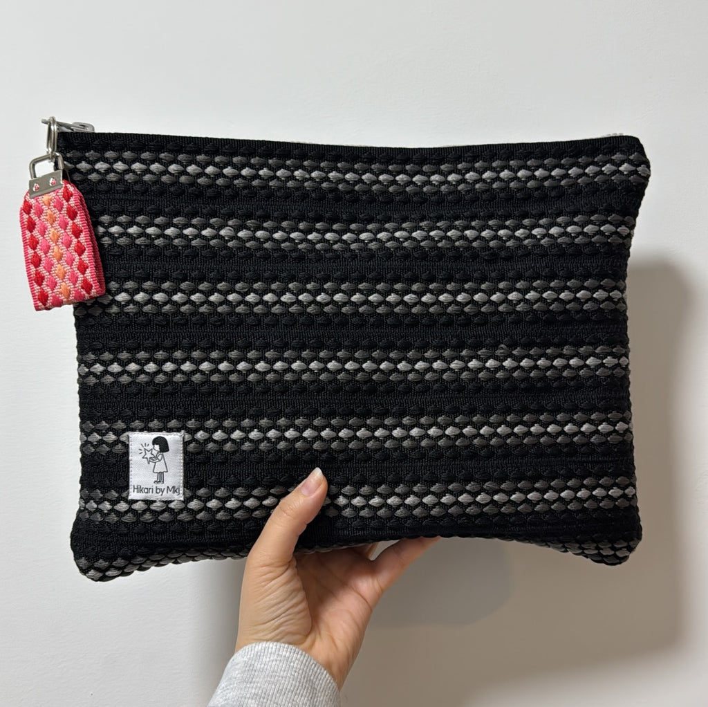 Cushion weave - laptop sized Black