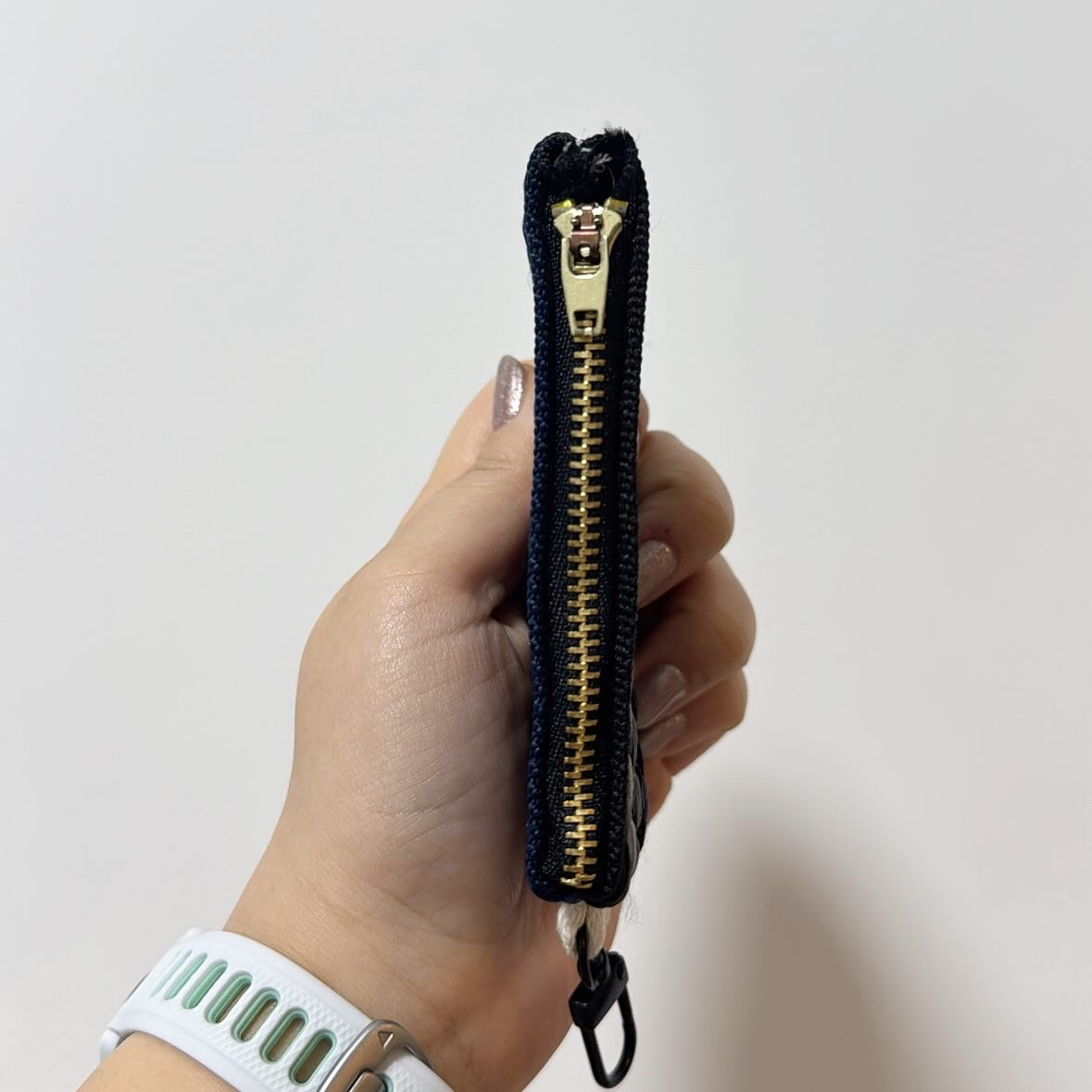 Cushion weave locket 4