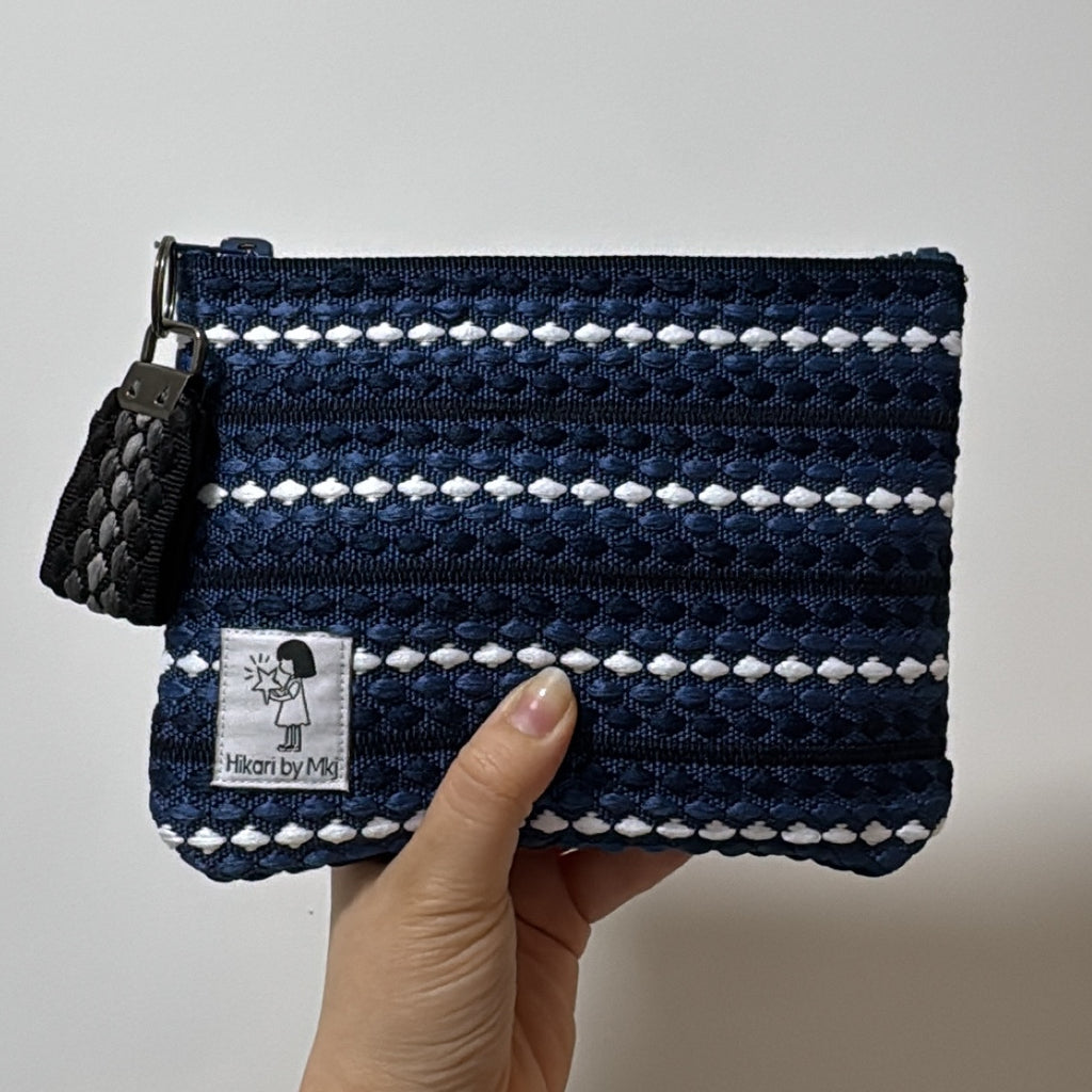 Cushion weave pouch (M) Blue