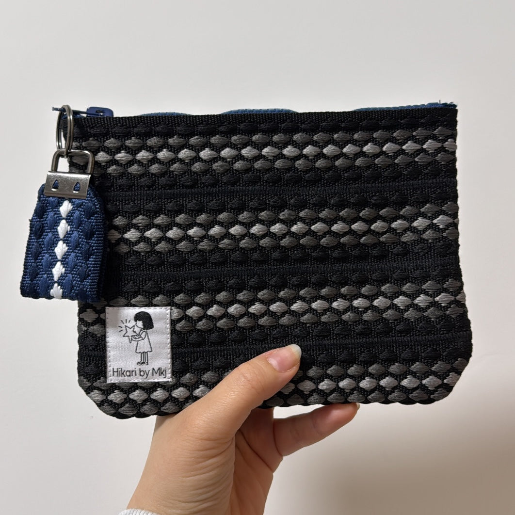 Cushion weave pouch (M) Black