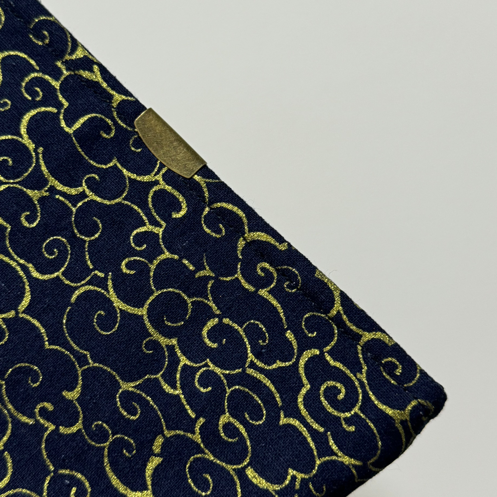 Japanese magnet pouch 10