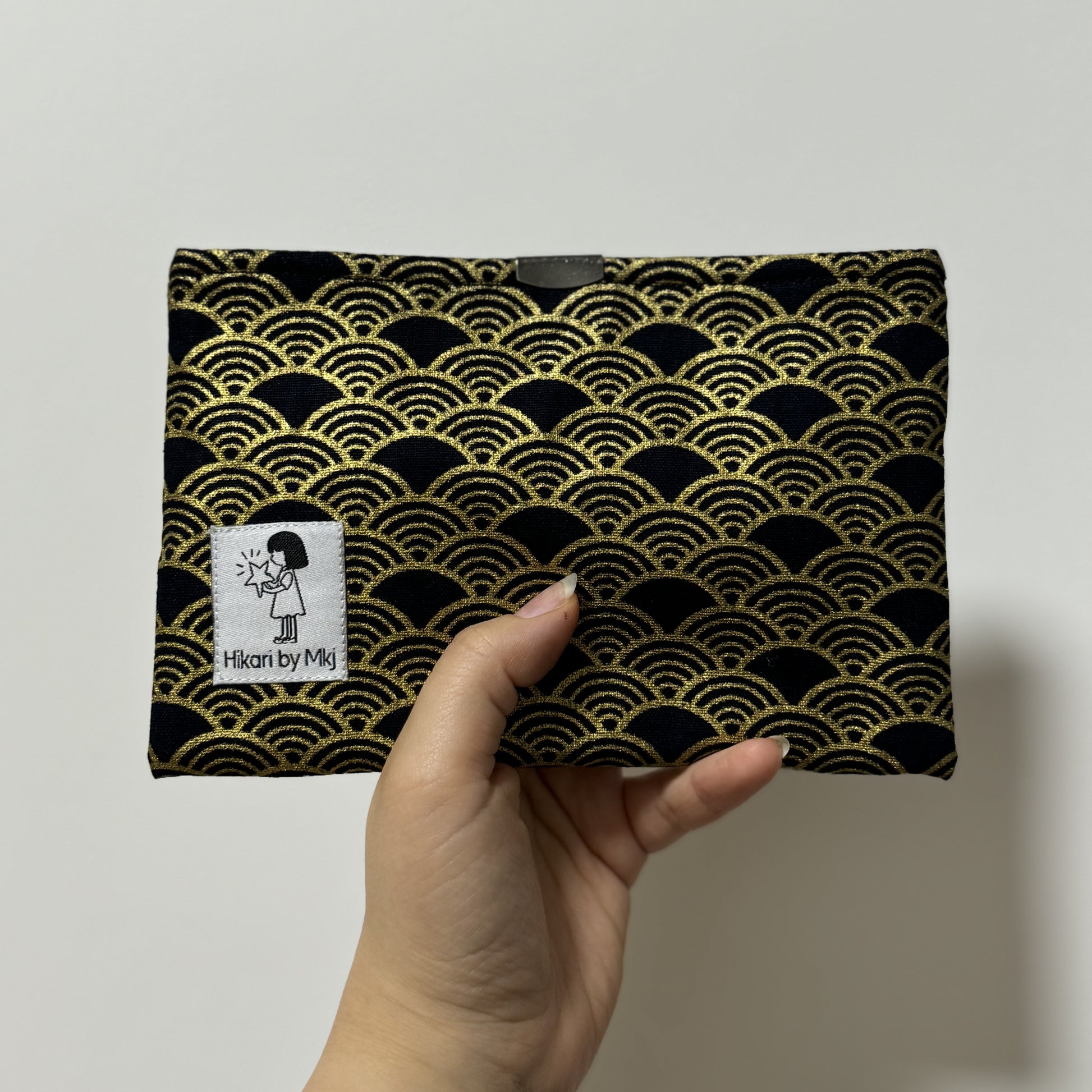 Japanese magnet pouch 02