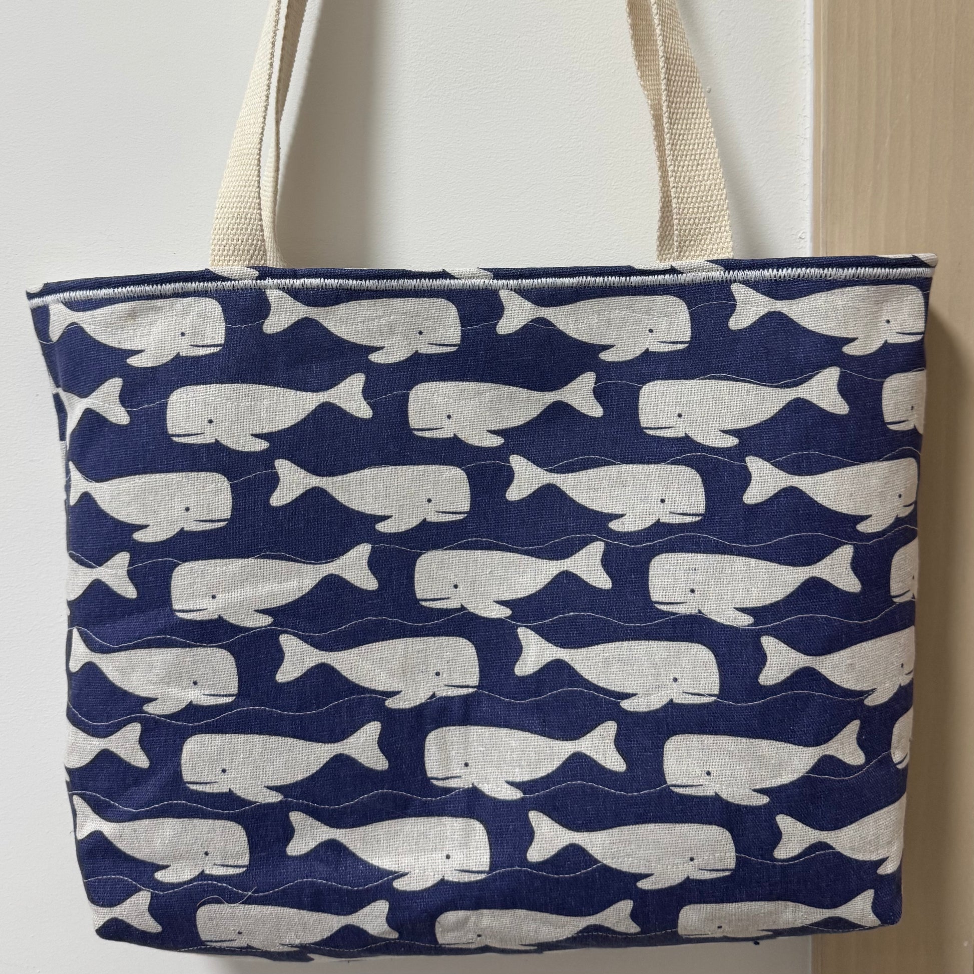 Whale print shoulder bag 🐋